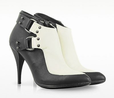 D Ring Contrast Bootie de Alexander Mcqueen